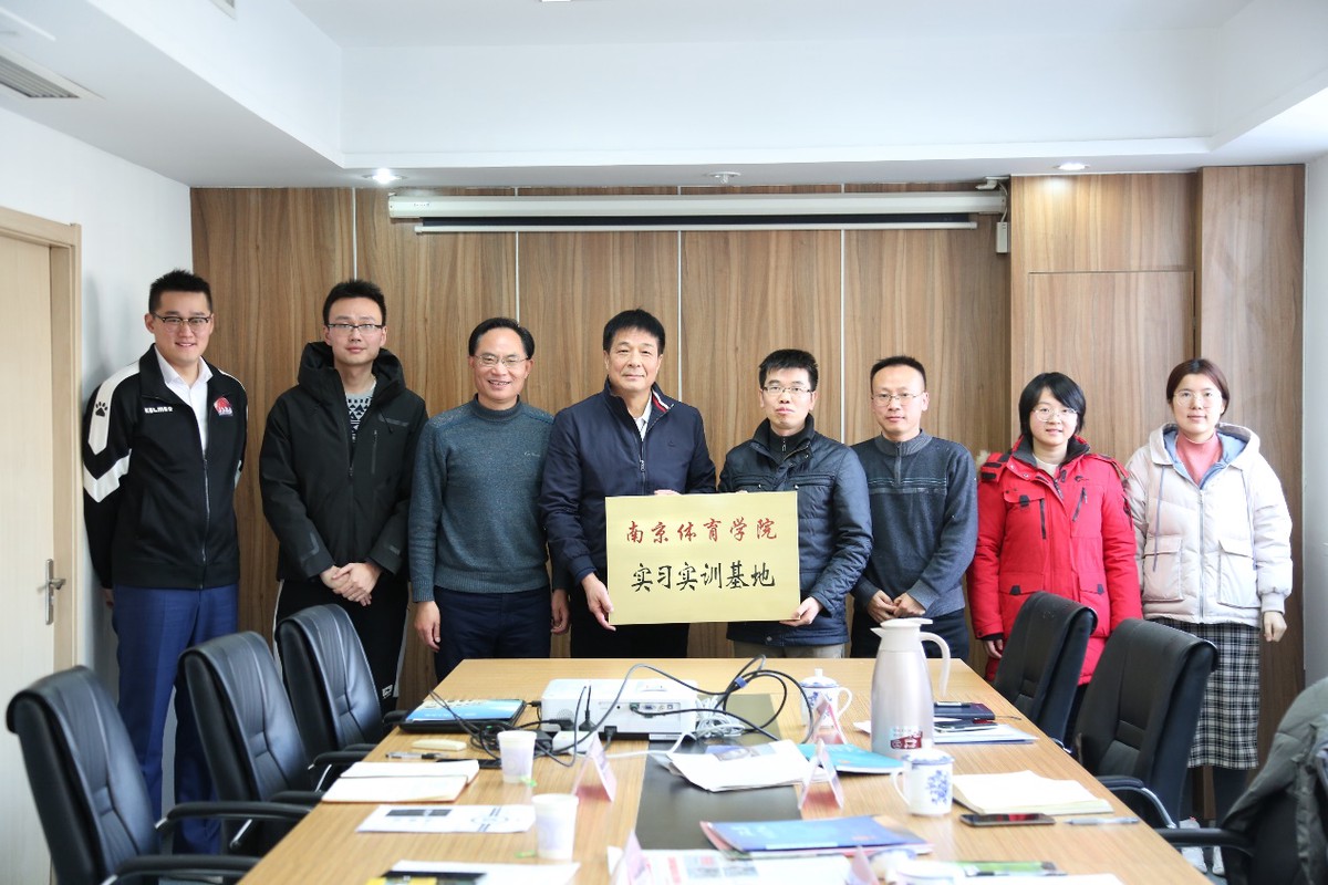 成年人如何在业余时间练习篮球接球技巧?_0